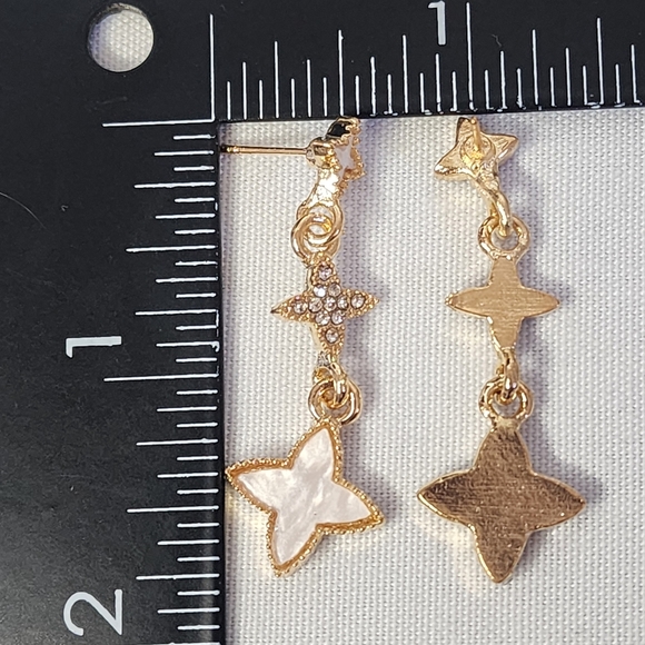 Gold Floral Element Drop Earrings New - Picture 6 of 6